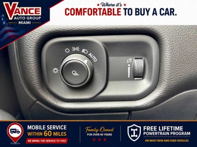 2025 RAM Ram 1500 Tradesman Crew Cab 4x2 5'7' Box