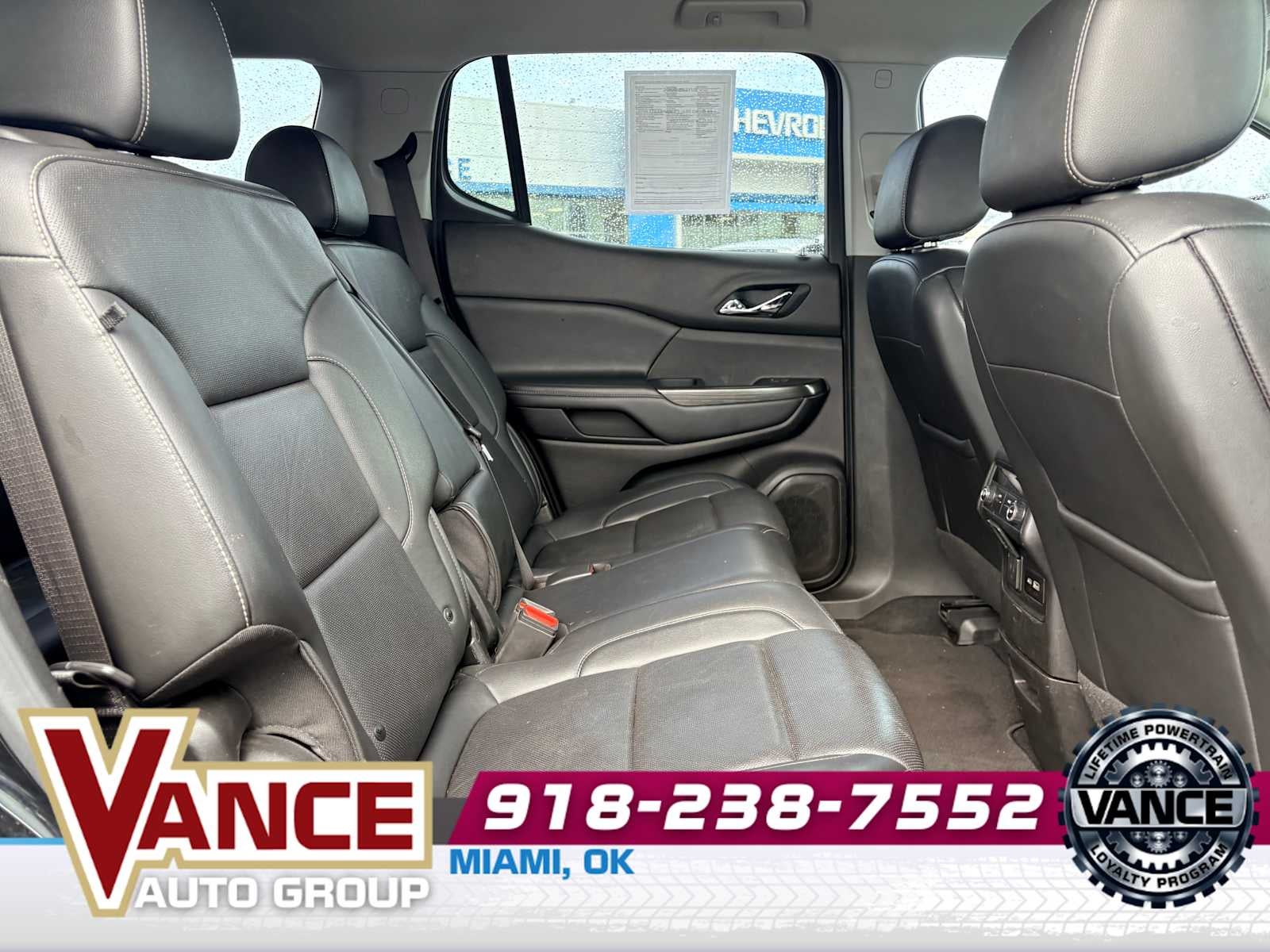 2023 GMC Acadia AWD SLT