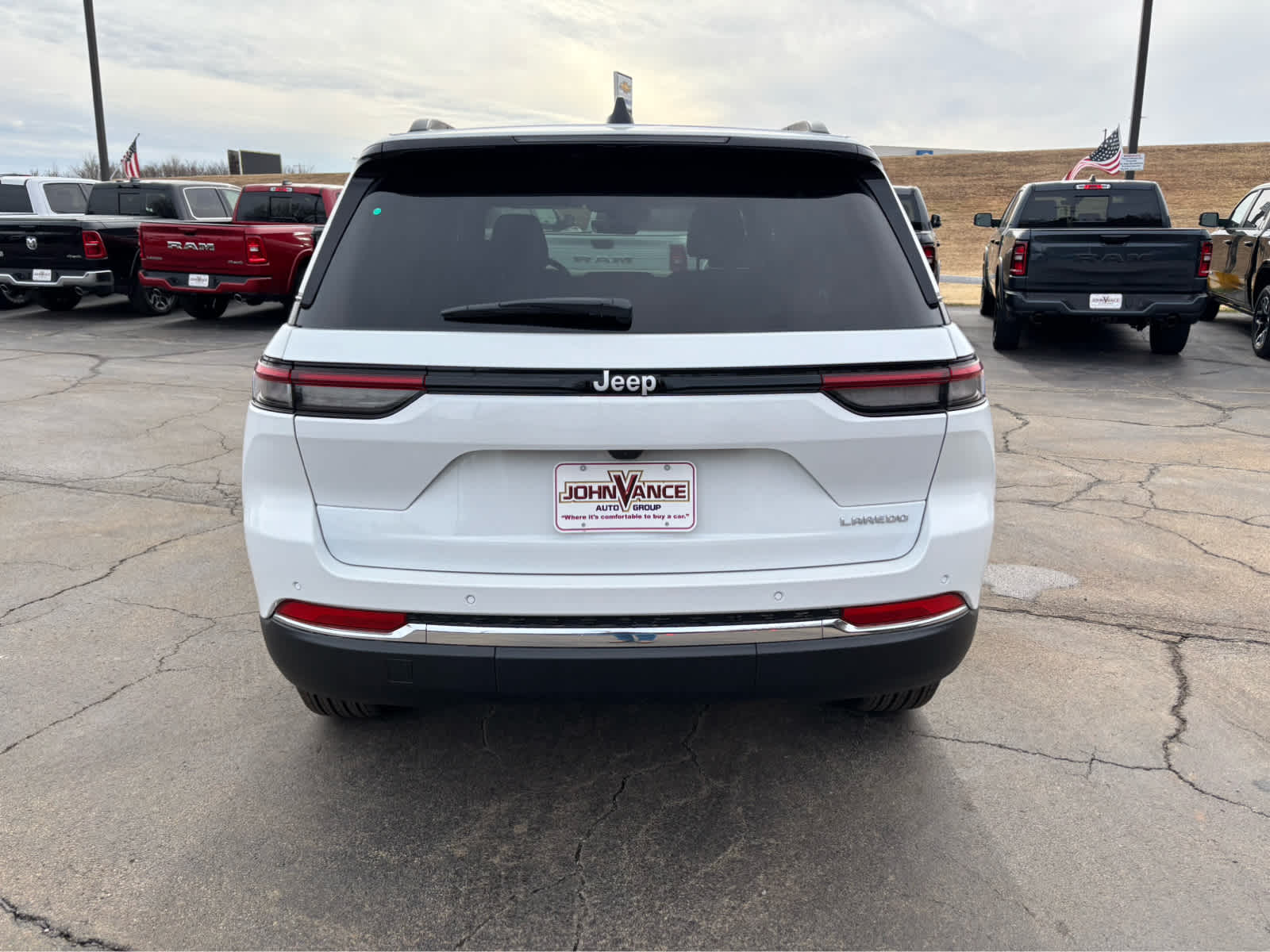 2025 Jeep Grand Cherokee Laredo