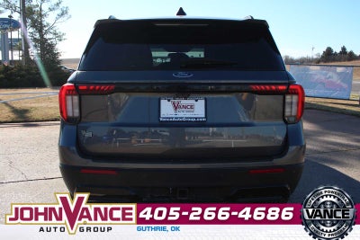 2025 Ford Explorer ST-Line