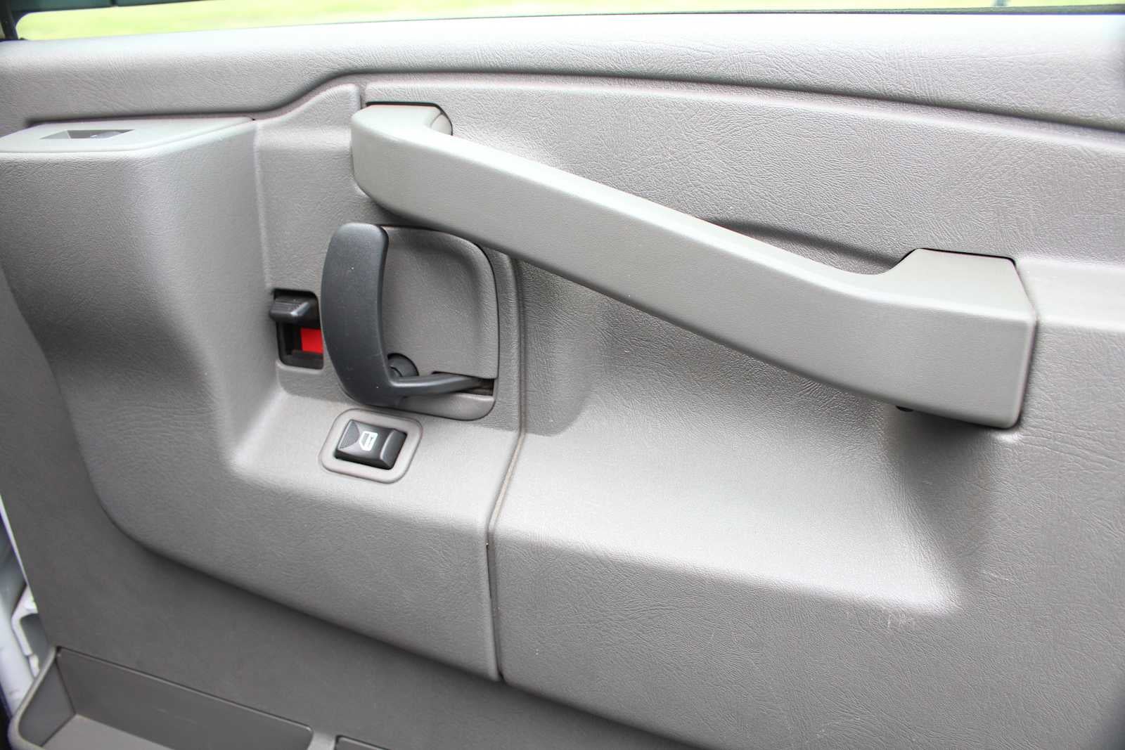 2019 Chevrolet Express 3500 LS