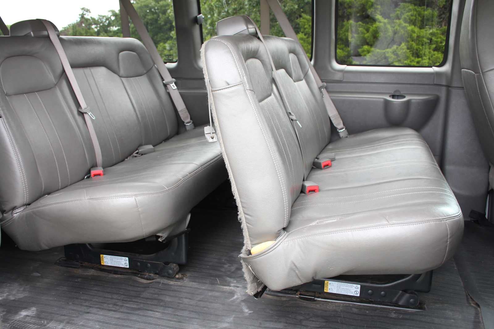 2019 Chevrolet Express 3500 LS