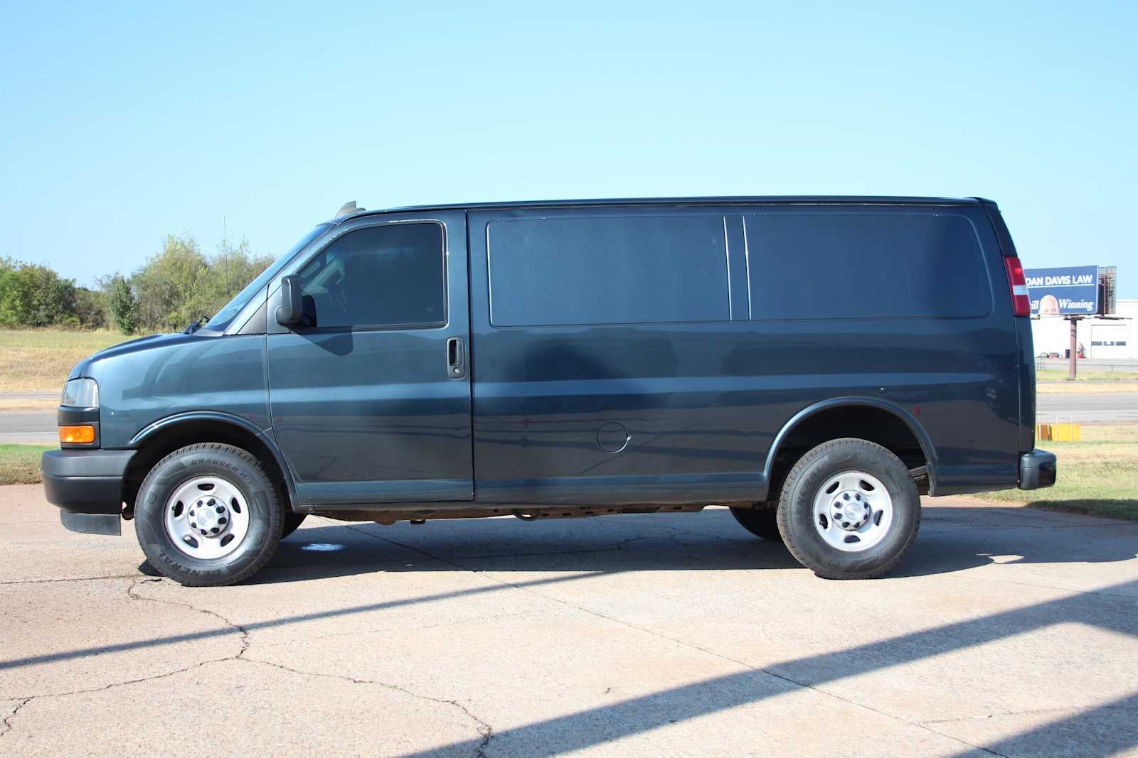 2019 Chevrolet Express 2500 RWD 2500 135"