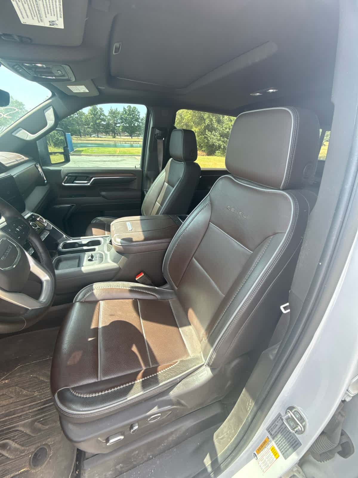 2024 GMC Sierra 2500HD Denali