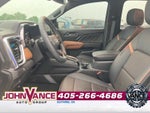 2025 GMC Canyon 4WD AT4