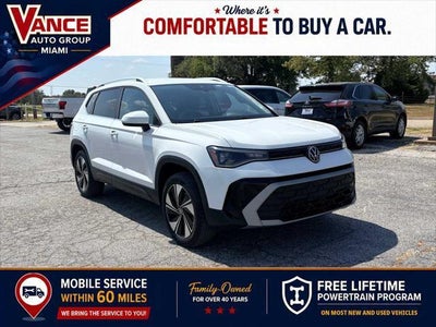 2025 Volkswagen Taos SE