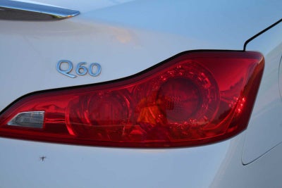 2014 INFINITI Q60 2dr