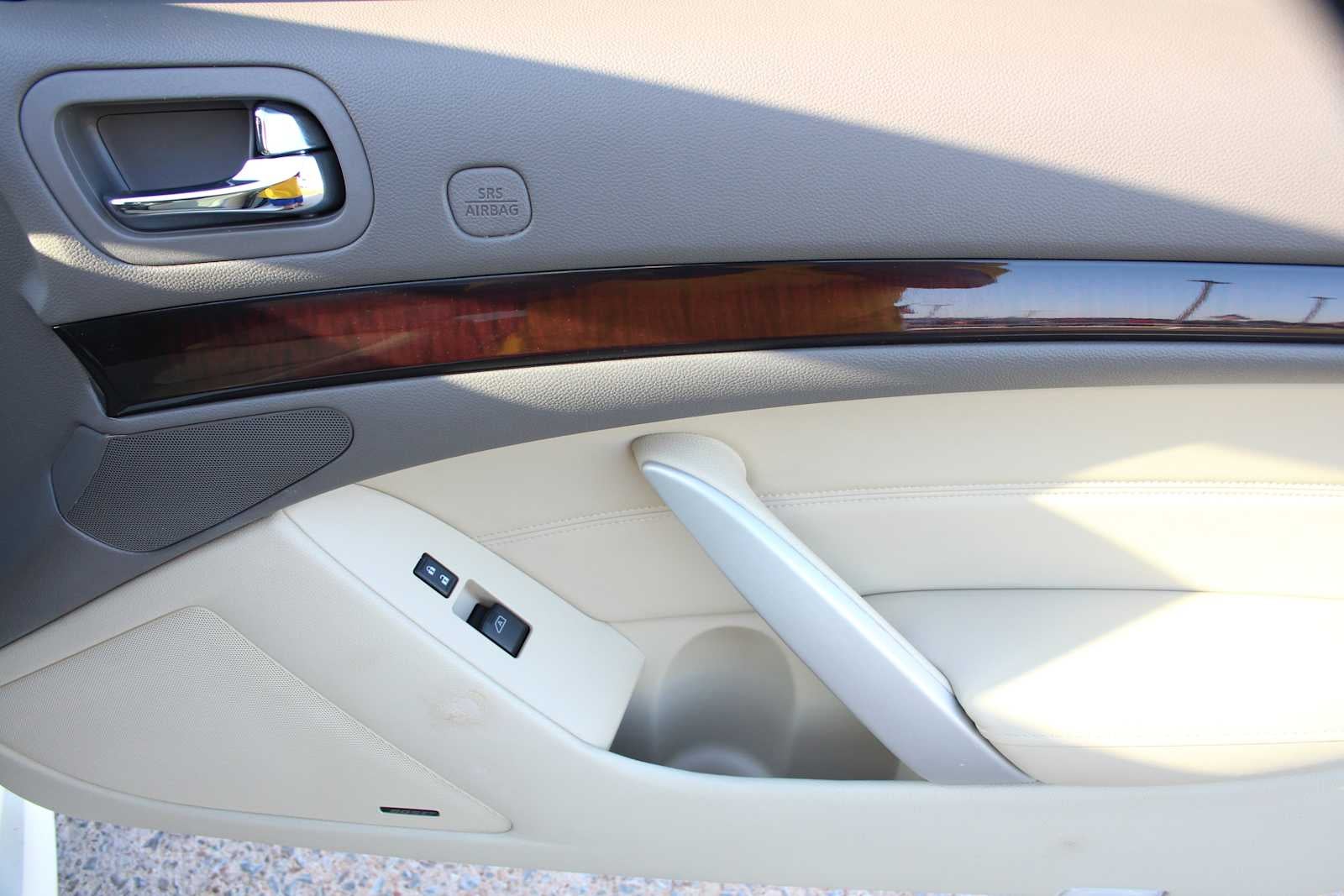 2014 INFINITI Q60 2dr