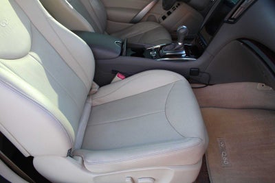 2014 INFINITI Q60 2dr