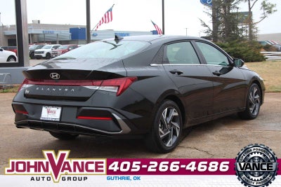 2025 Hyundai Elantra SEL Convenience