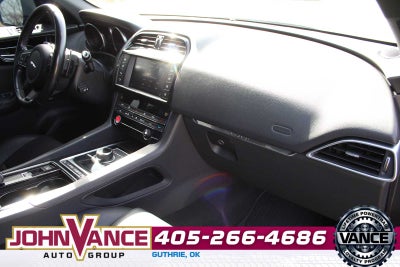 2018 Jaguar F-PACE 25t Premium