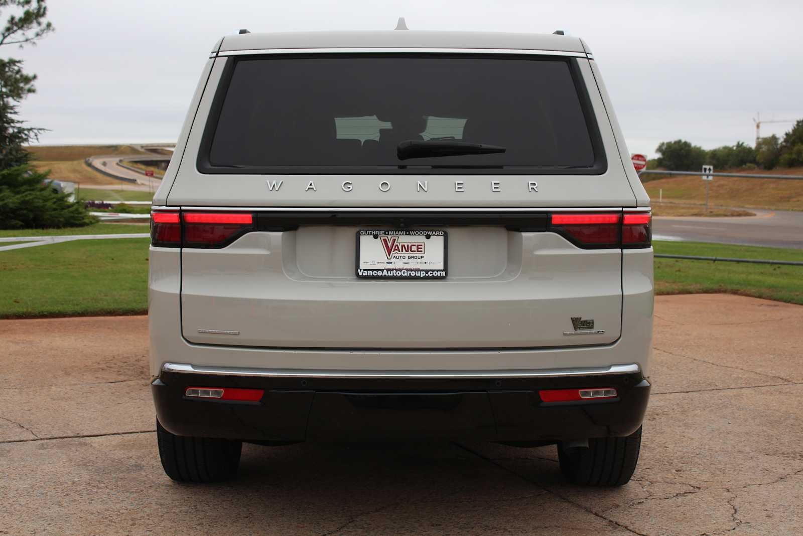 2022 Jeep Wagoneer Series III