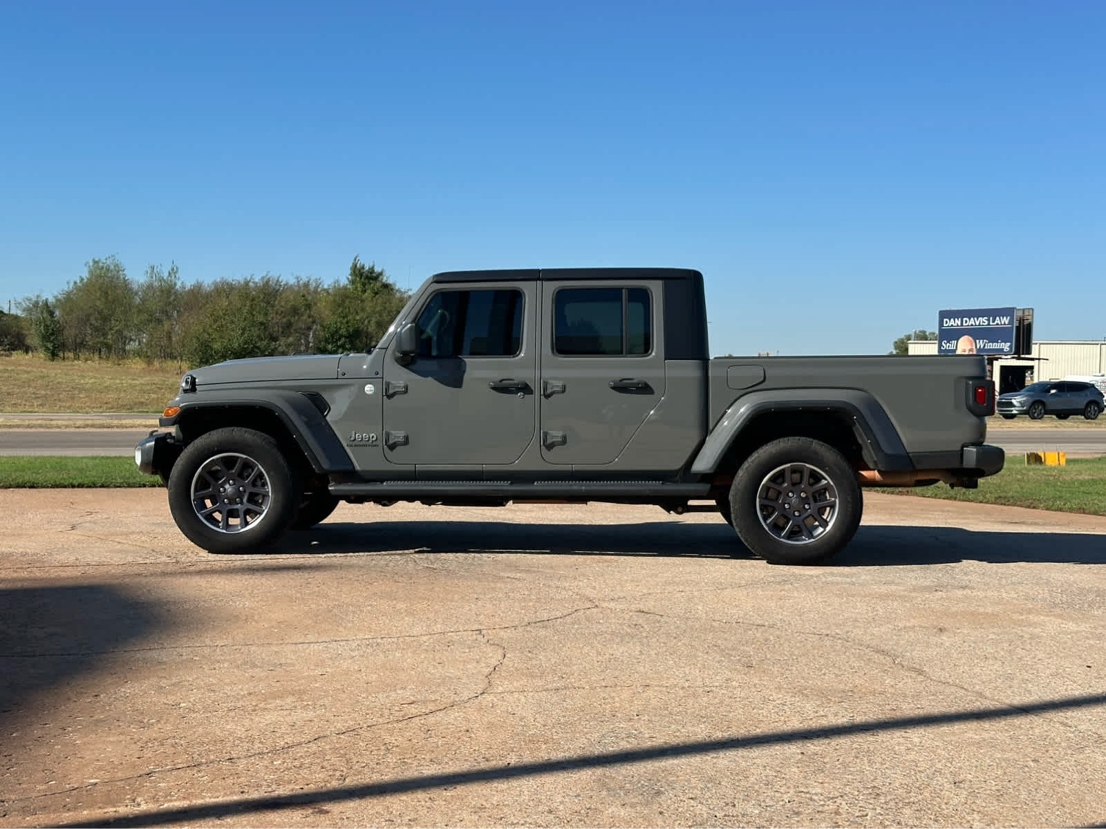 2022 Jeep Gladiator Overland