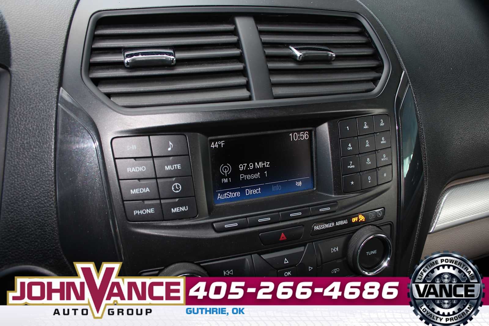 2019 Ford Explorer Base