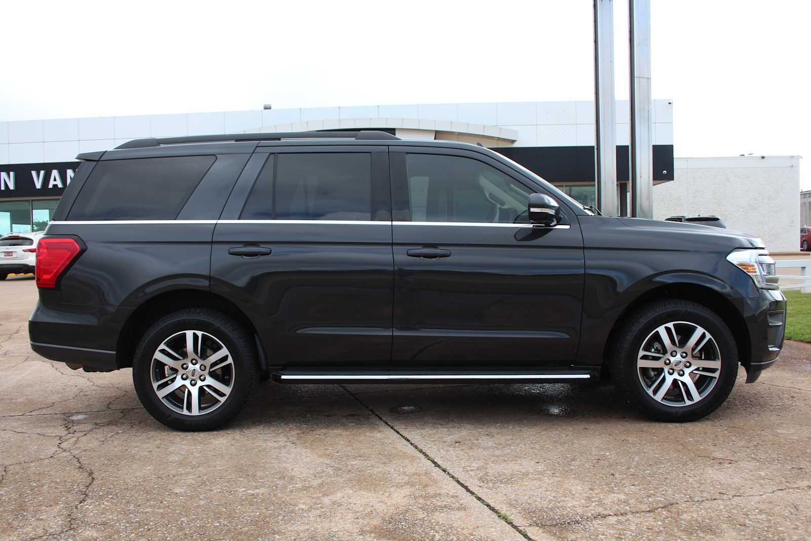2022 Ford Expedition XLT