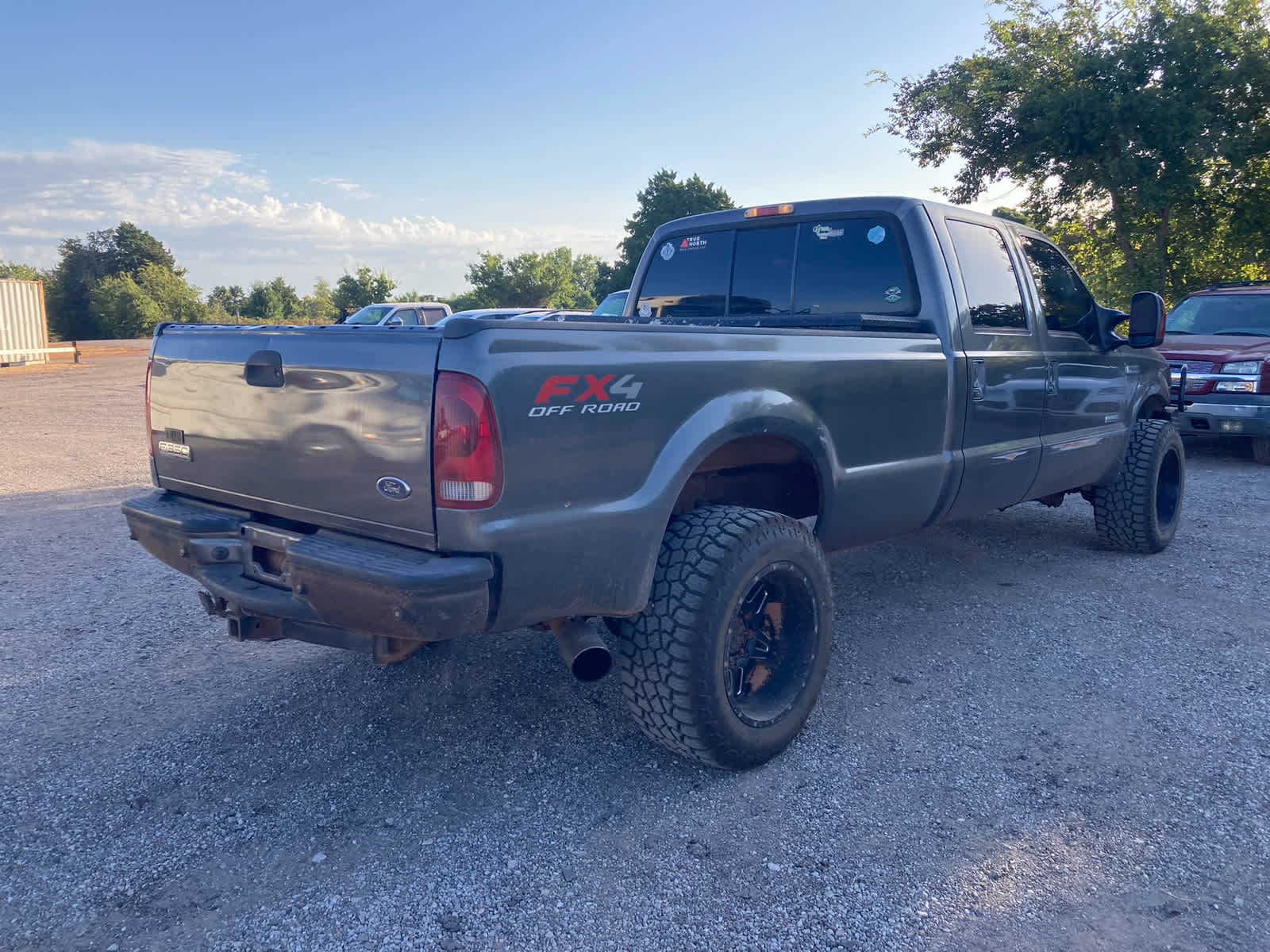 2006 Ford Super Duty F-350 SRW XL