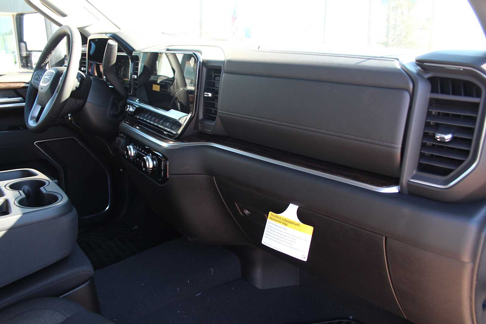 2026 GMC Sierra 3500HD SLE DRW