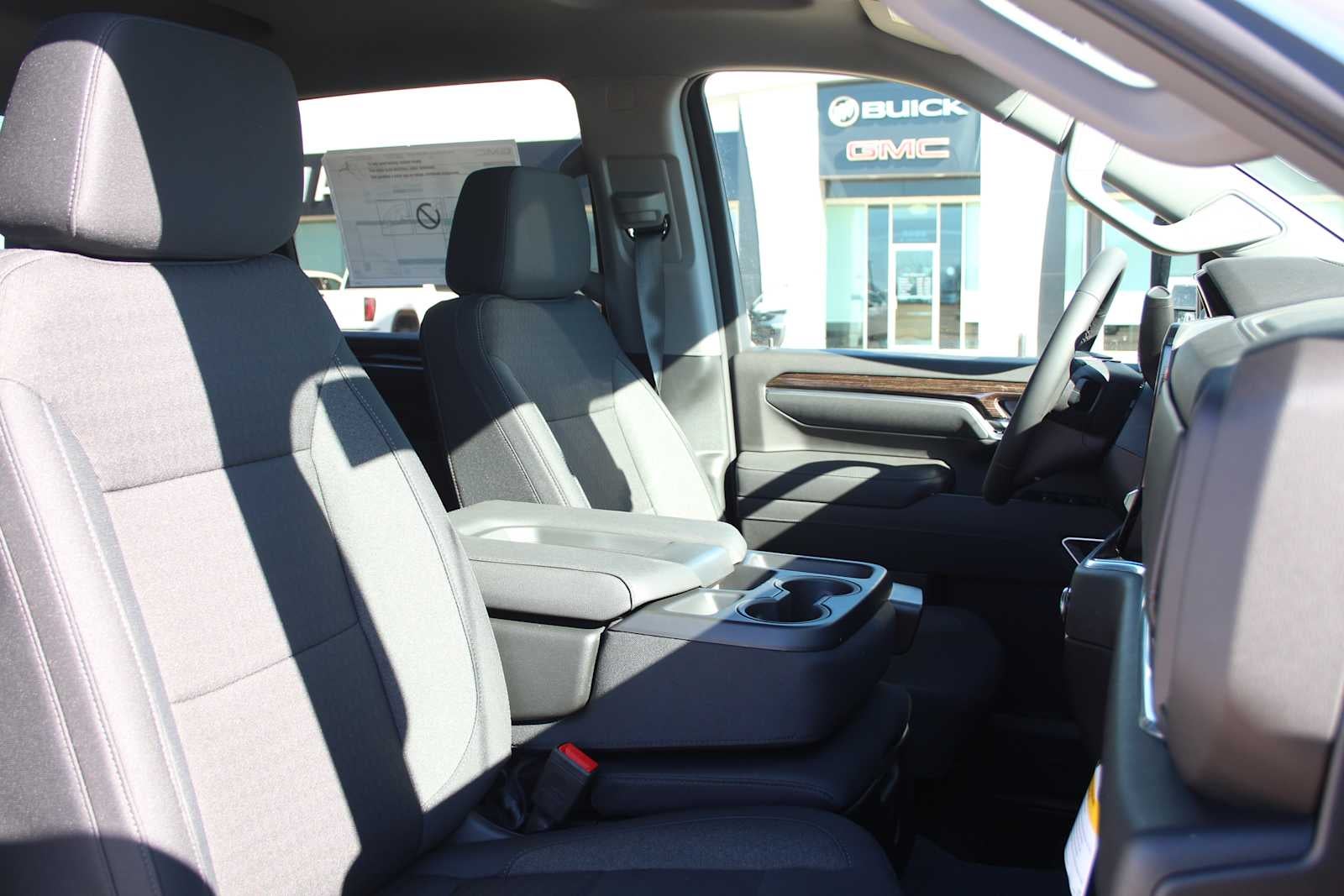 2026 GMC Sierra 3500HD SLE DRW