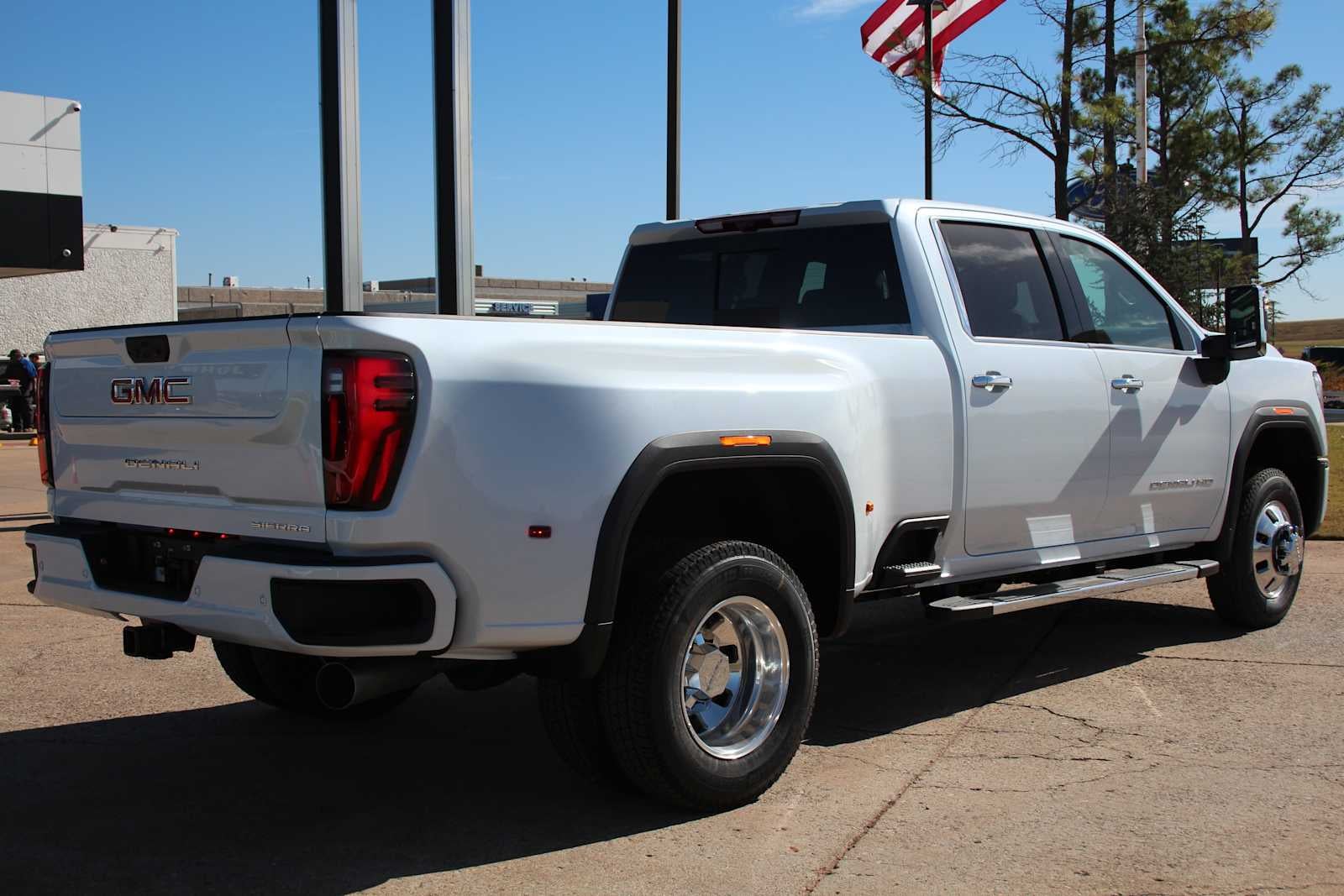 2026 GMC Sierra 3500HD Denali DRW