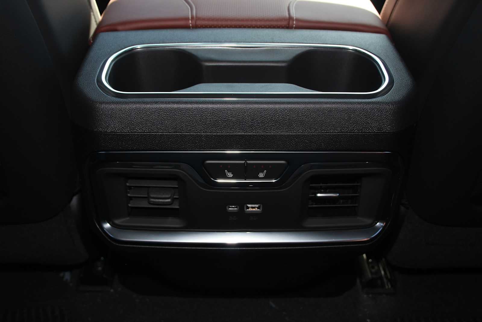 2026 GMC Sierra 3500HD Denali Ultimate DRW