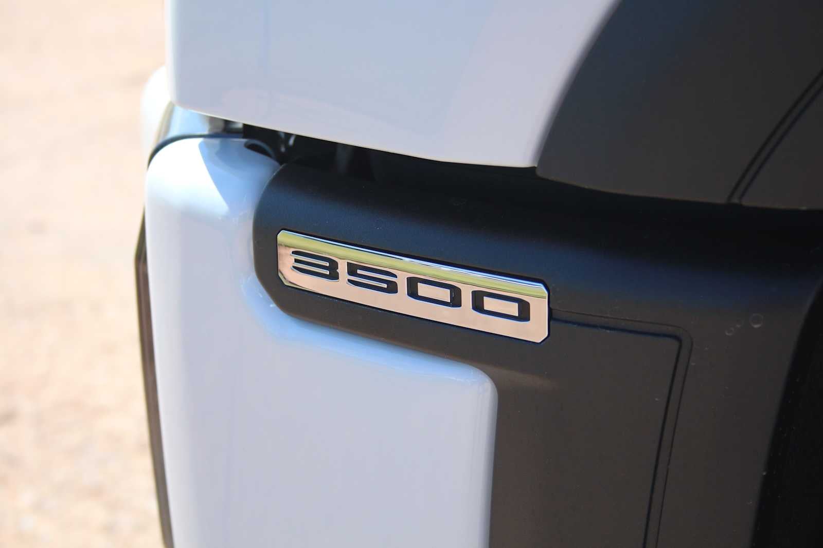 2026 GMC Sierra 3500HD Denali Ultimate DRW