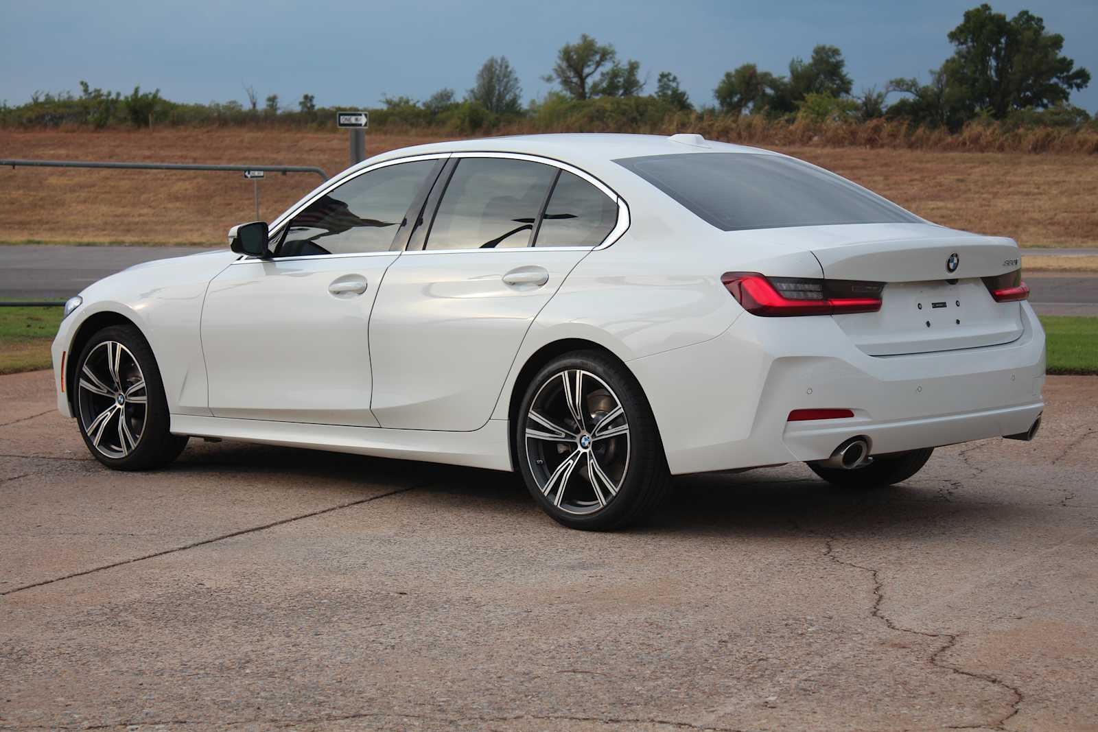 2024 BMW 3 Series 330i