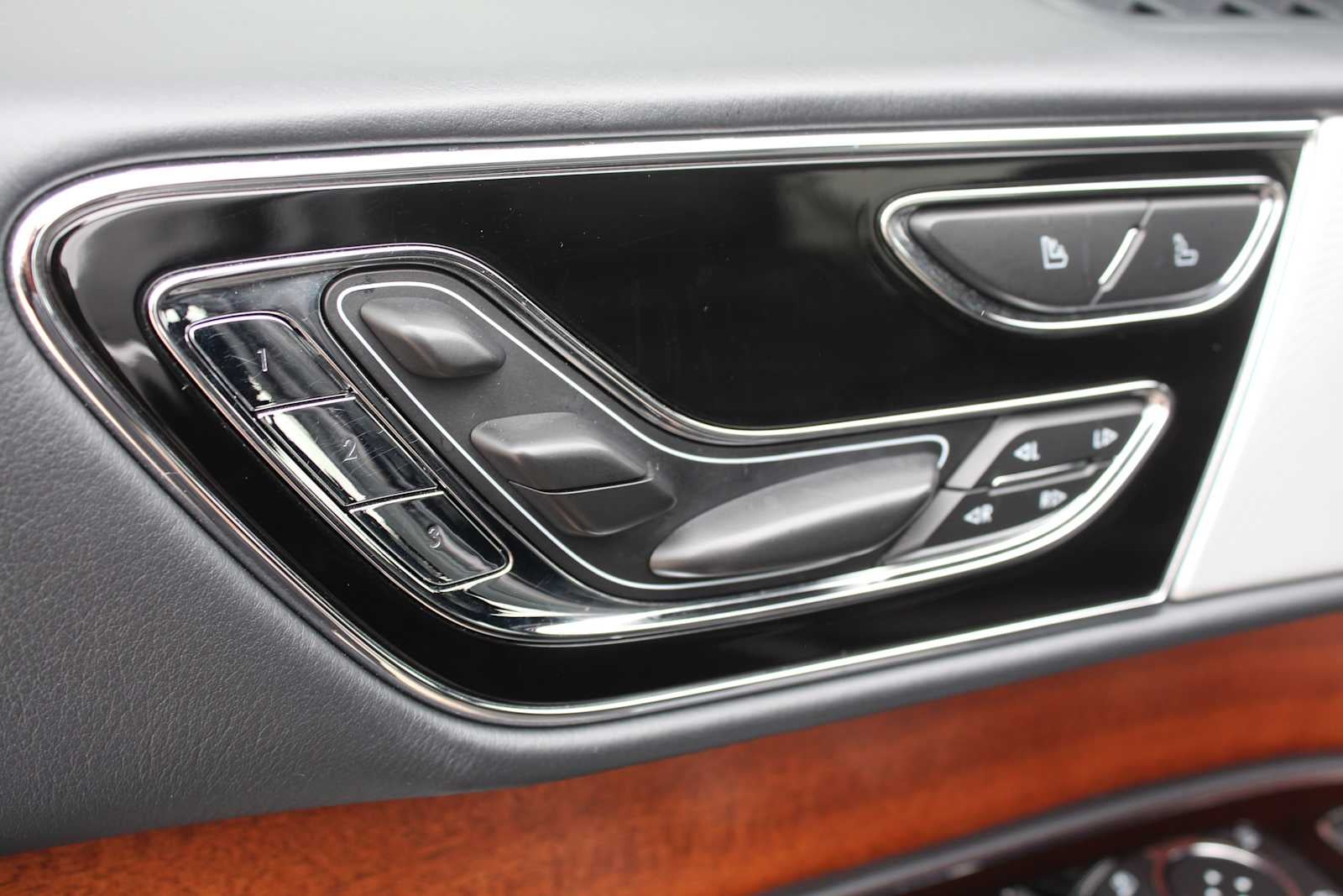 2022 Lincoln Navigator L Black Label
