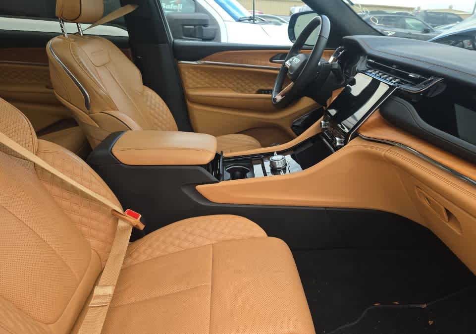 2024 Jeep Grand Cherokee L Summit Reserve