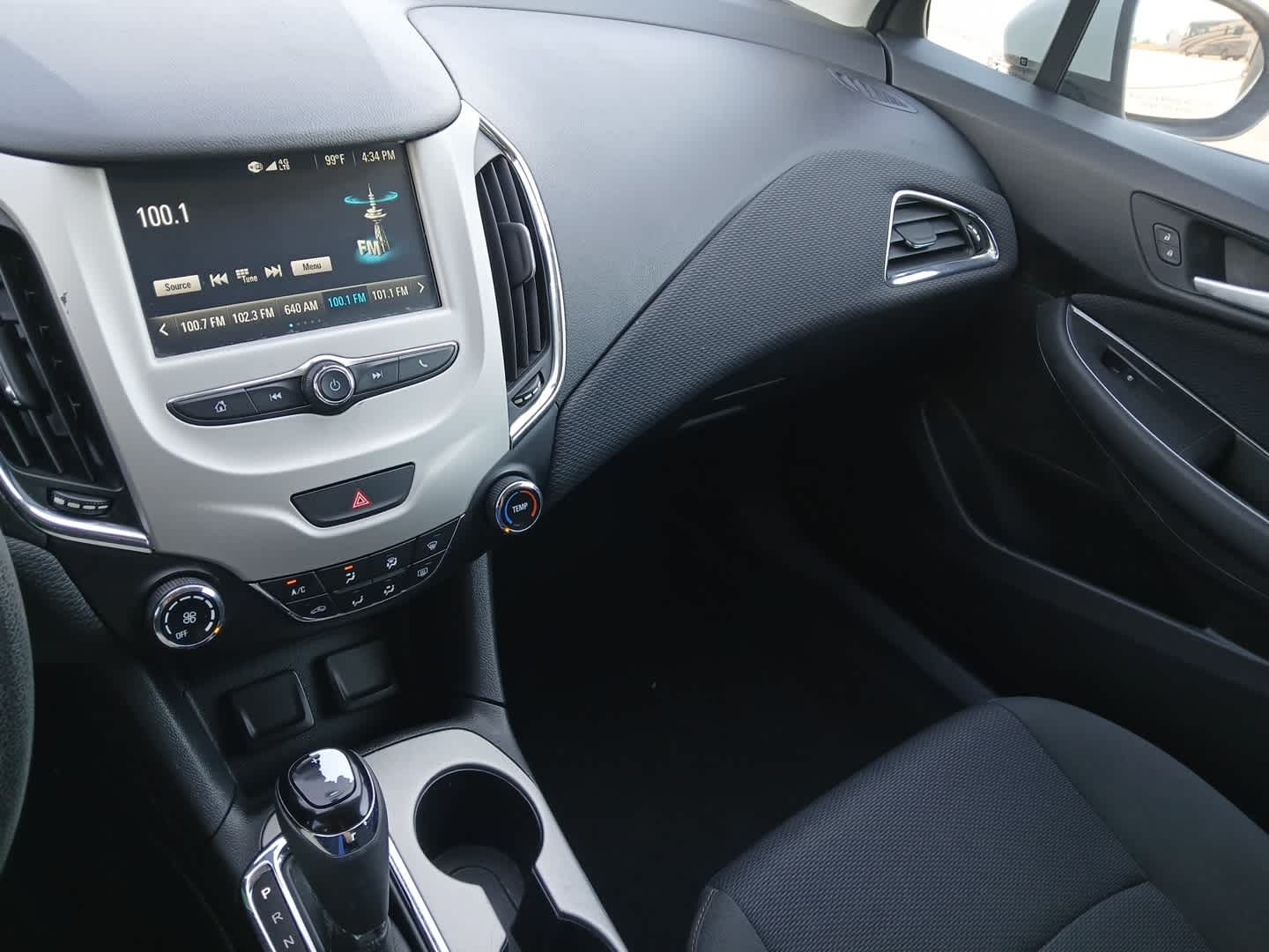 2017 Chevrolet Cruze LS Auto