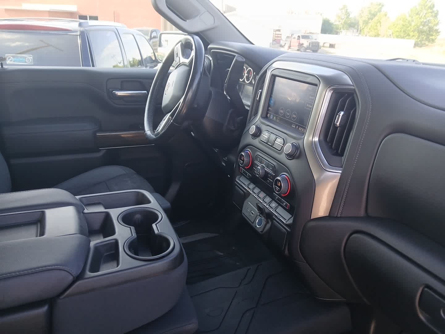 2022 Chevrolet Silverado 1500 LTD 2WD Crew Cab Short Bed LT