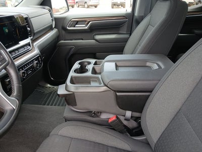 2023 Chevrolet Silverado 1500 4WD Double Cab Standard Bed LT