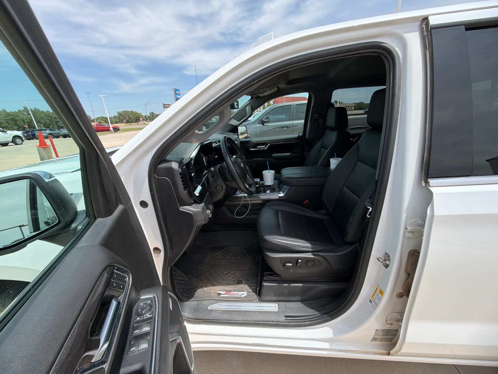 2024 Chevrolet Silverado 1500 4WD Crew Cab Short Bed LTZ