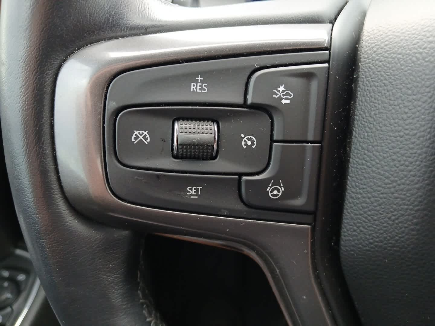 2024 Chevrolet Silverado 1500 4WD Crew Cab Short Bed High Country