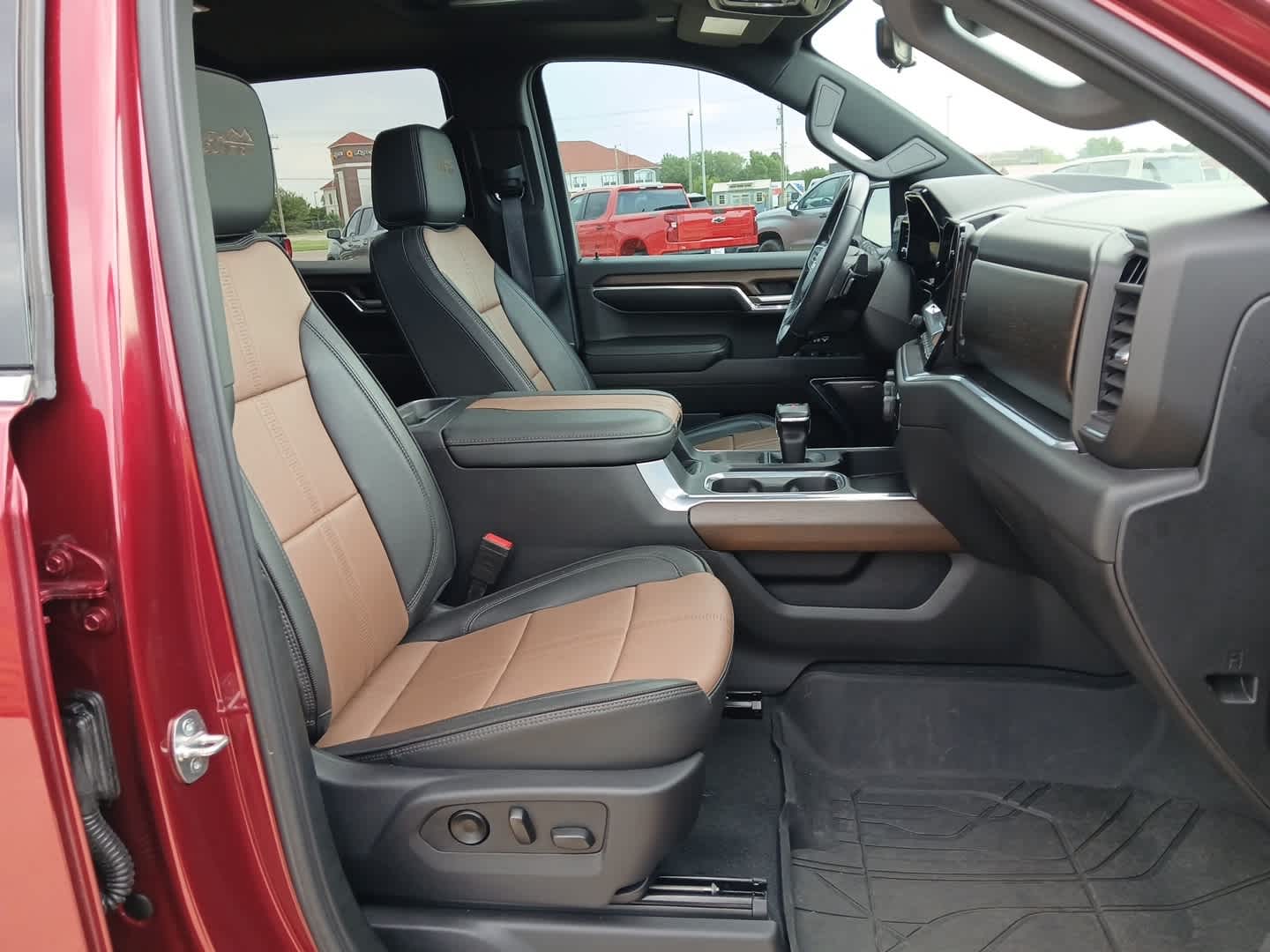 2024 Chevrolet Silverado 1500 4WD Crew Cab Short Bed High Country
