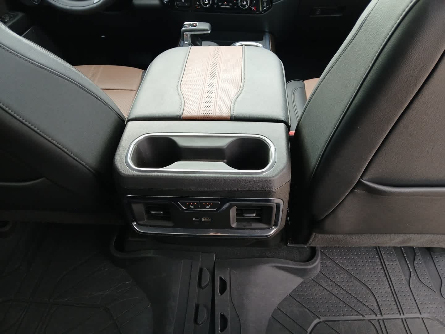 2024 Chevrolet Silverado 1500 4WD Crew Cab Short Bed High Country