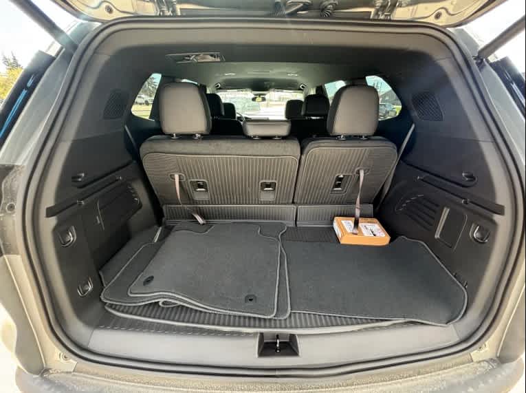 2025 GMC Acadia AWD Elevation