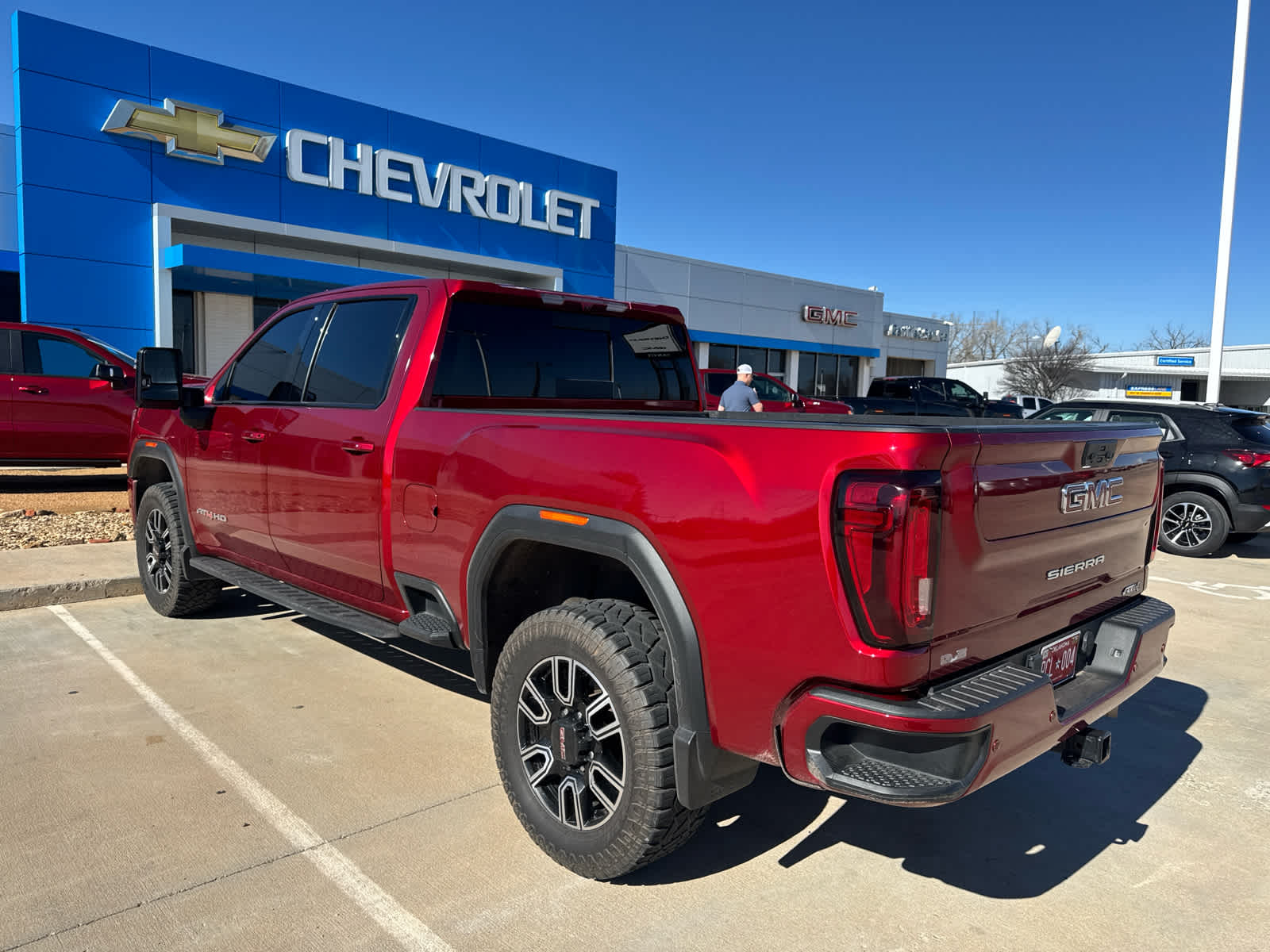 2023 GMC Sierra 2500HD 4WD Crew Cab Standard Bed AT4