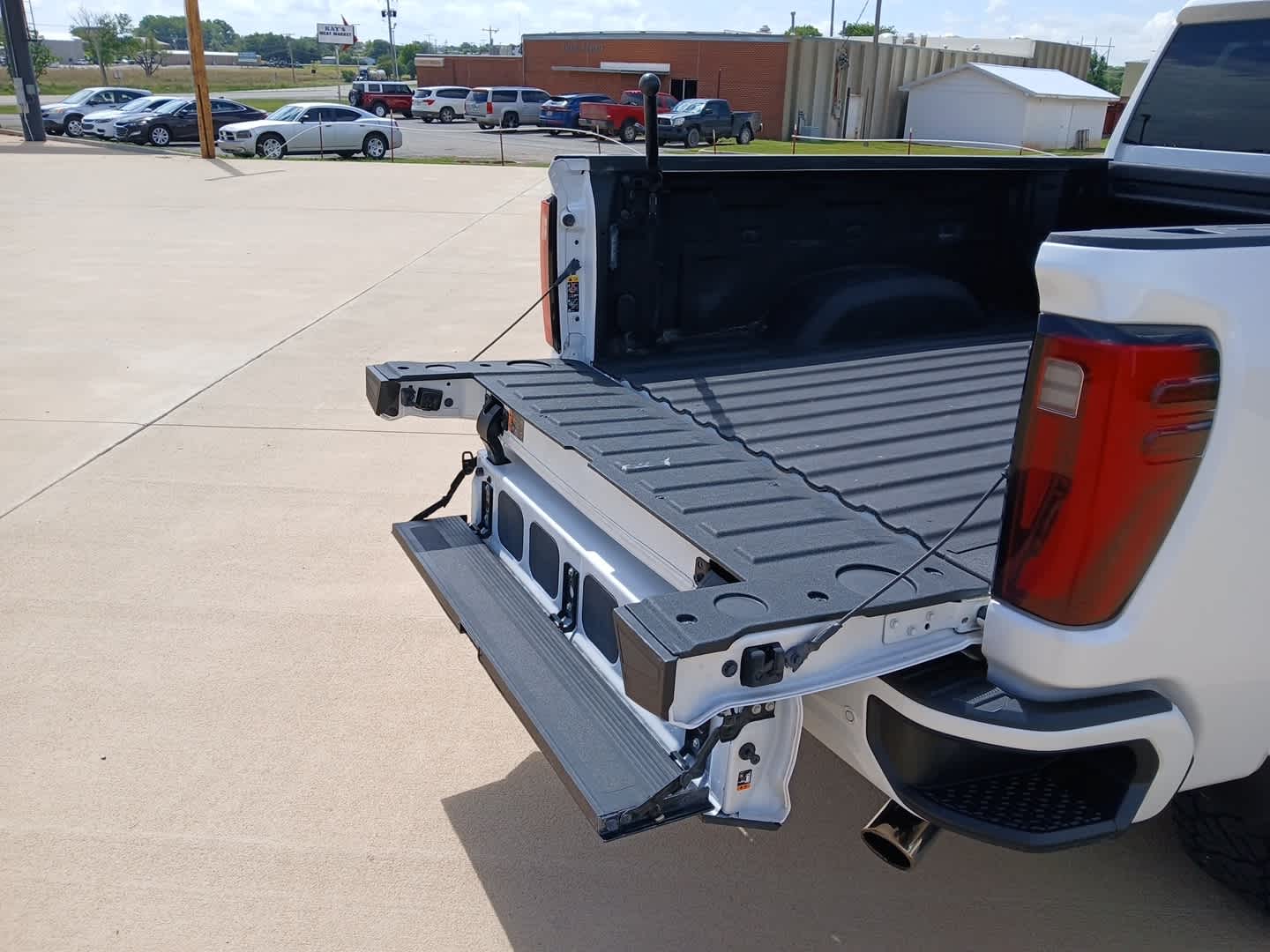 2024 GMC Sierra 2500HD 4WD Crew Cab Standard Bed Denali