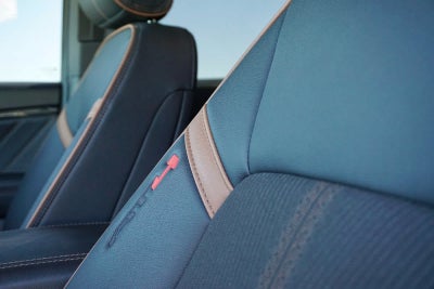 2025 GMC Canyon 4WD AT4