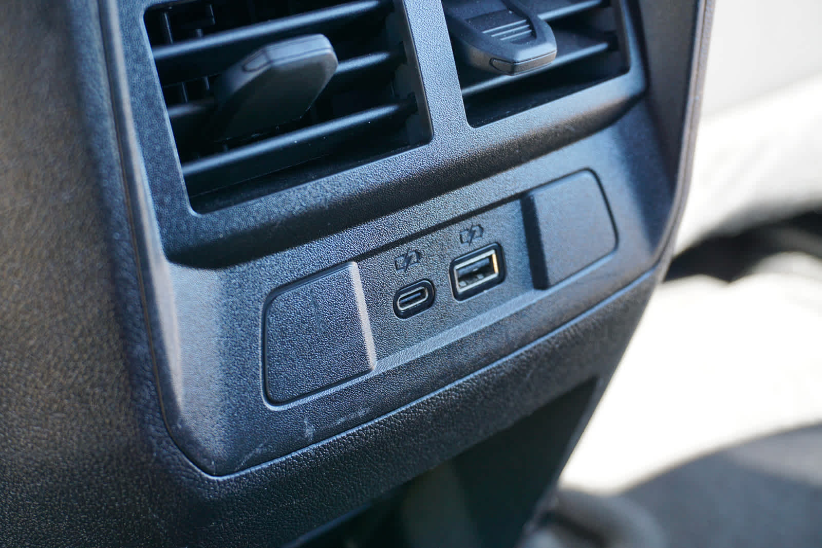 2025 GMC Canyon 4WD AT4