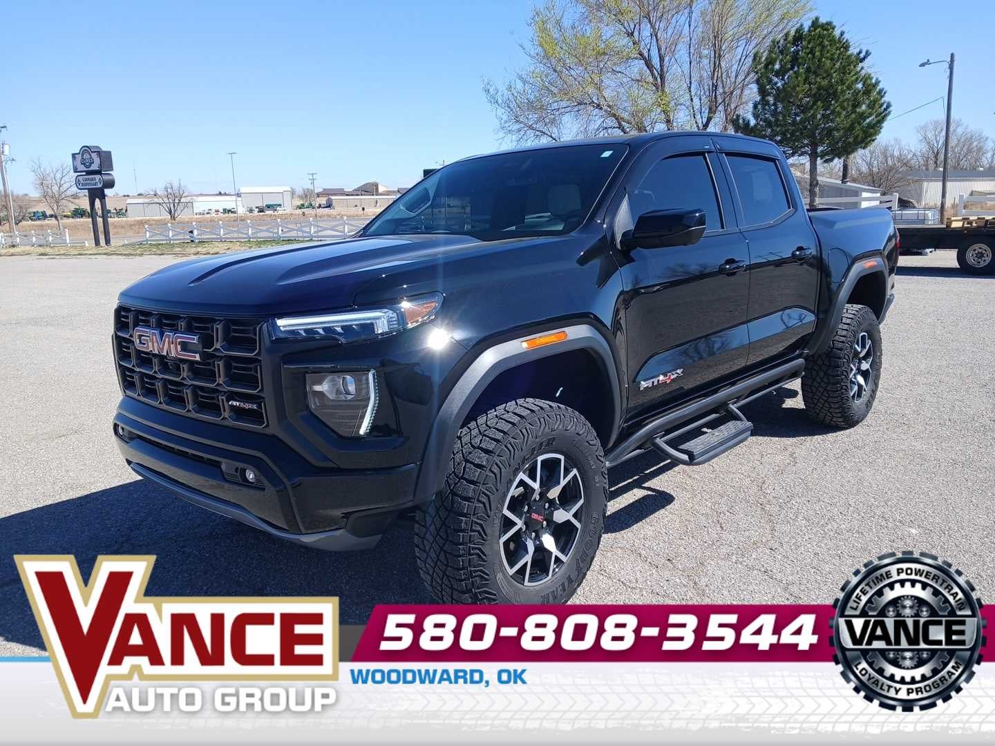 2023 GMC Canyon 4WD Crew Cab Short Box AT4X