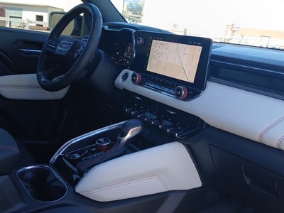 2023 GMC Canyon 4WD Crew Cab Short Box AT4X