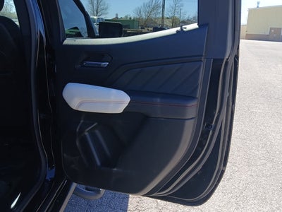 2023 GMC Canyon 4WD Crew Cab Short Box AT4X