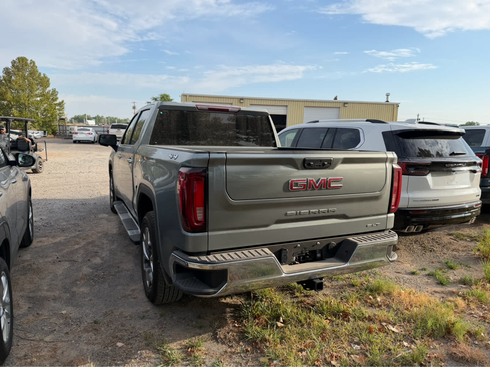2026 GMC Sierra 1500 Crew Cab, Short Bed, SLT, 4WD