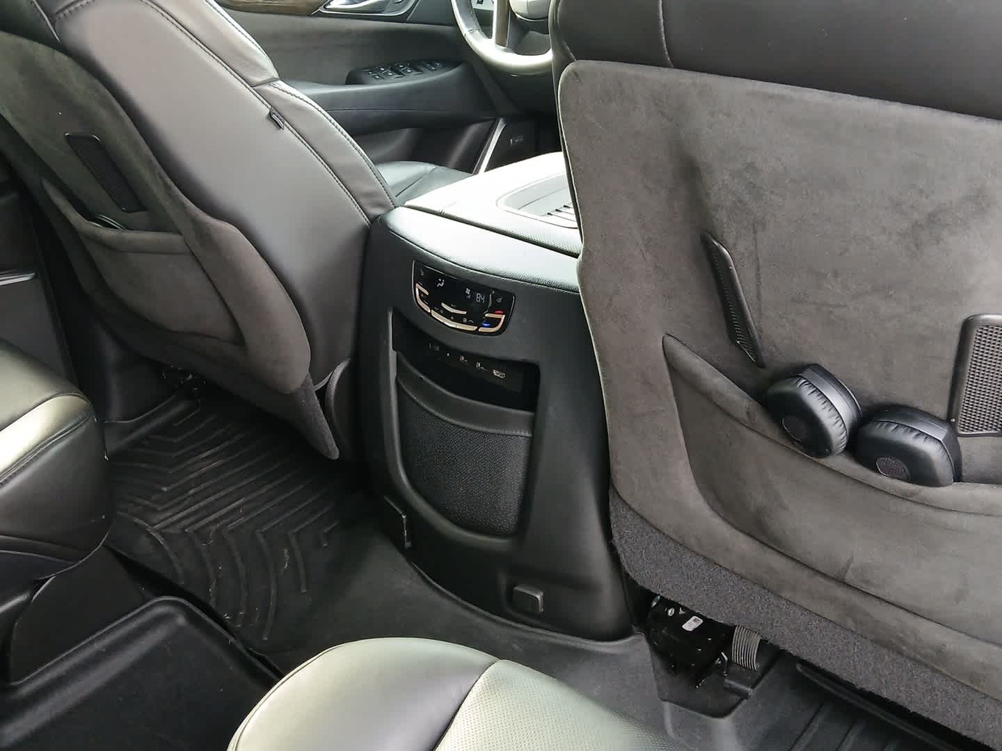 2020 Cadillac Escalade 4WD Platinum