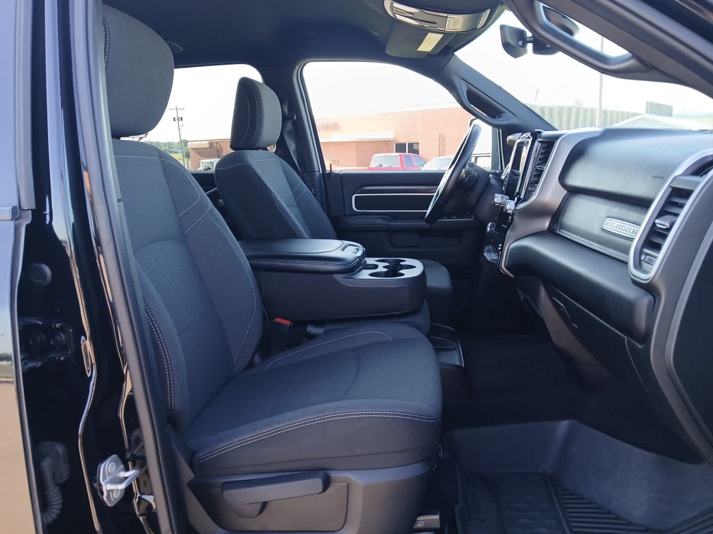 2024 RAM Ram 2500 Big Horn Crew Cab 4x4 6'4' Box