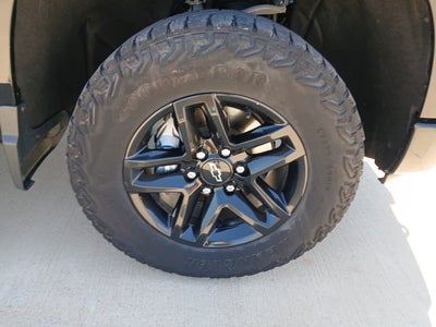2024 Chevrolet Silverado 1500 4WD Crew Cab Short Bed LT Trail Boss