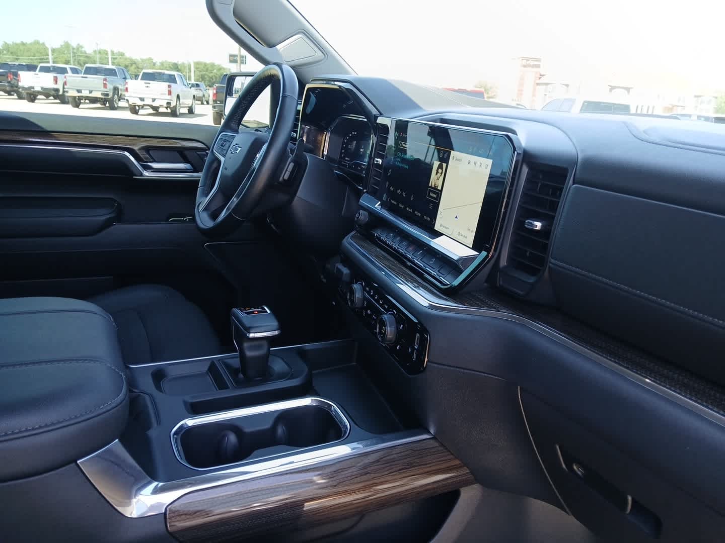 2024 Chevrolet Silverado 1500 4WD Crew Cab Short Bed LT Trail Boss