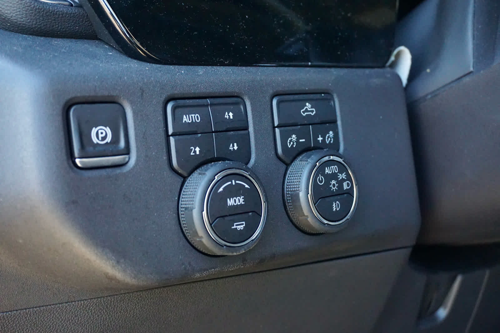 2024 Chevrolet Silverado 1500 4WD Crew Cab Short Bed LT Trail Boss
