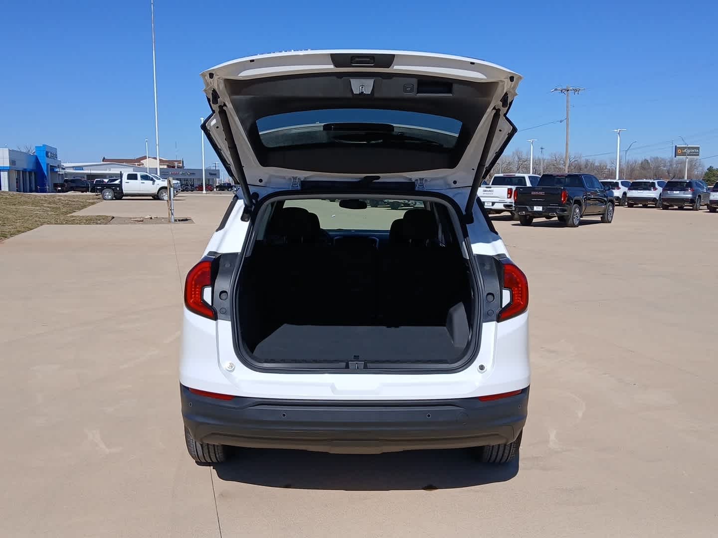 2024 GMC Terrain FWD SLE